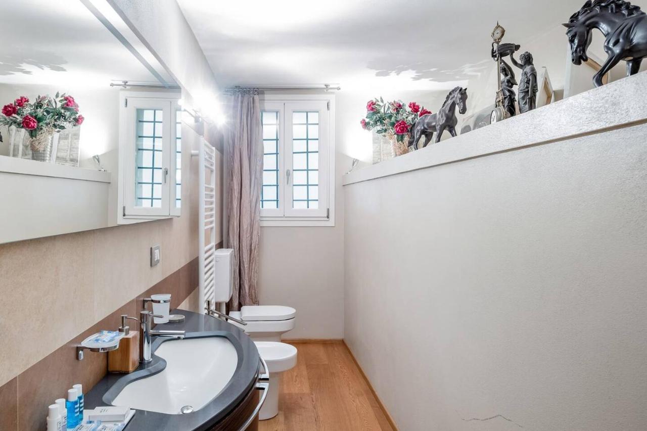 Fossalta Home, In The Heart Of The Historical Center Bolonia Exterior foto