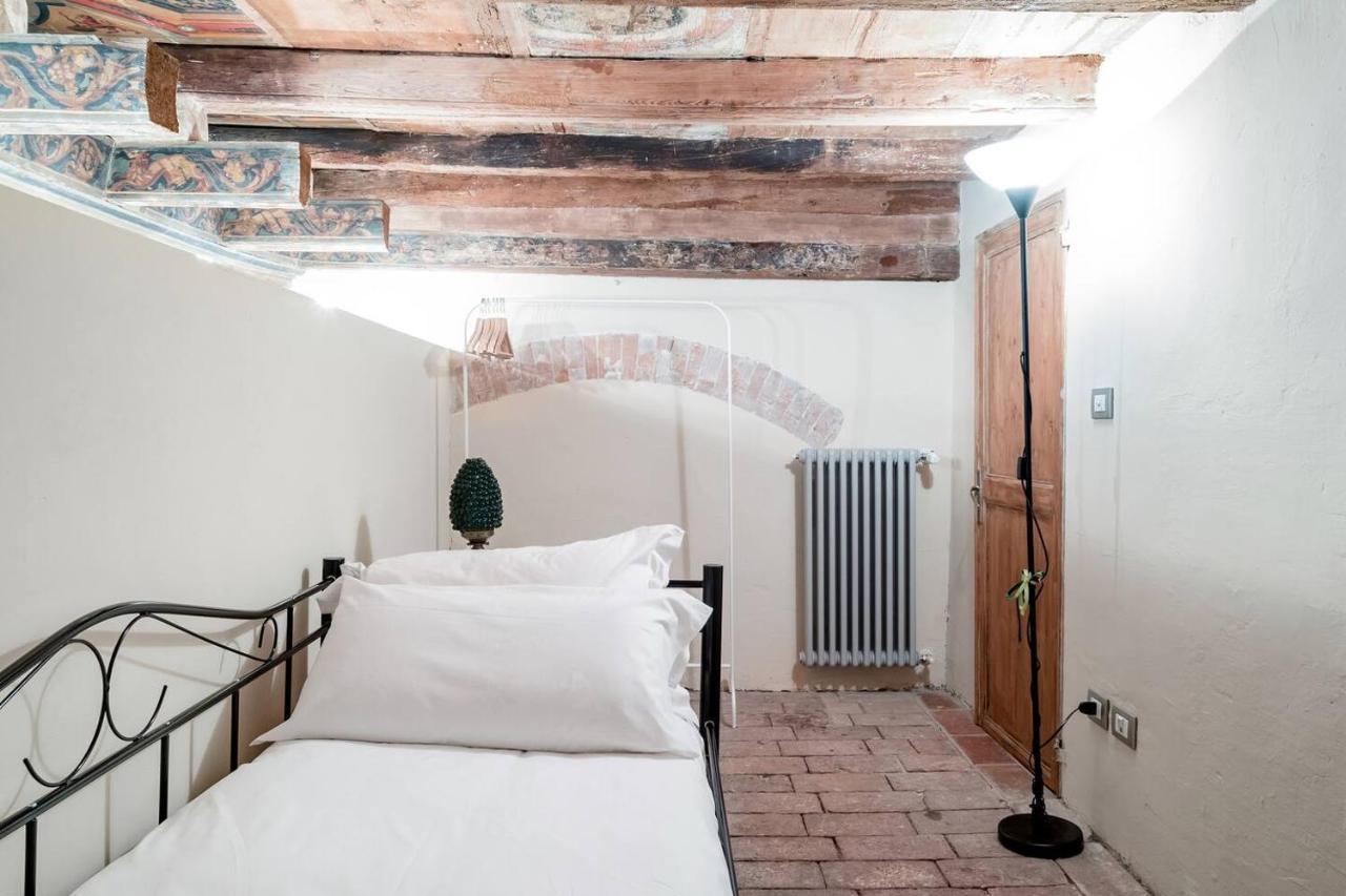 Fossalta Home, In The Heart Of The Historical Center Bolonia Exterior foto